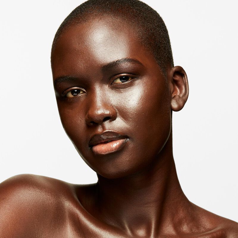M.A.C Strobe Dewy Skin Tint image number 62